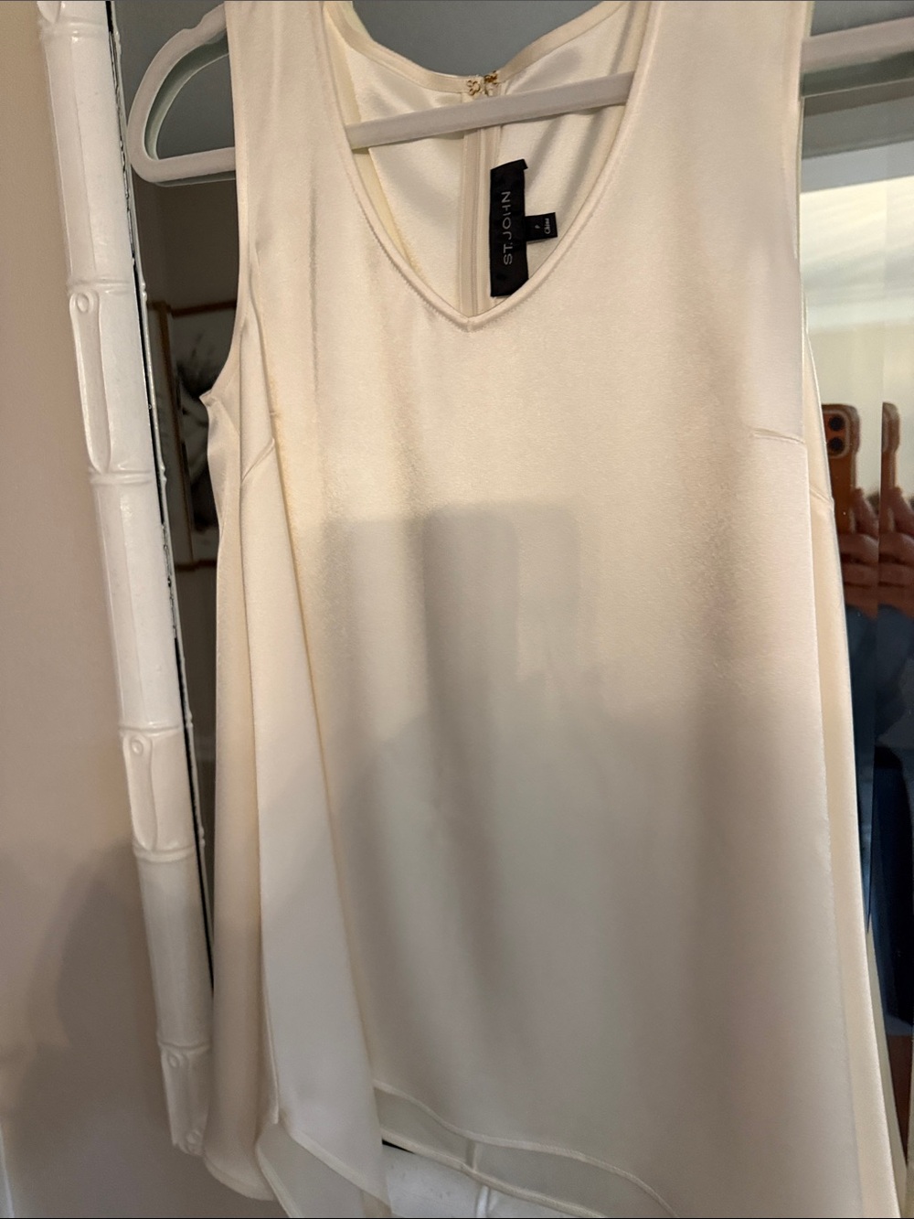 St. John Ivory Satin Shell Top never worn